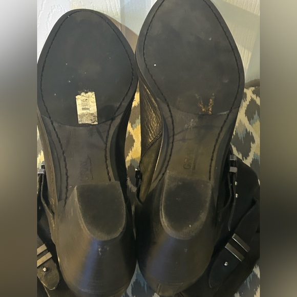EUC Gray by Saks Fifth Avenue Booties black griege color Size 10 - Picture 7 of 7